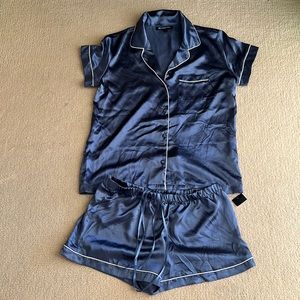 Women’s sleep wear